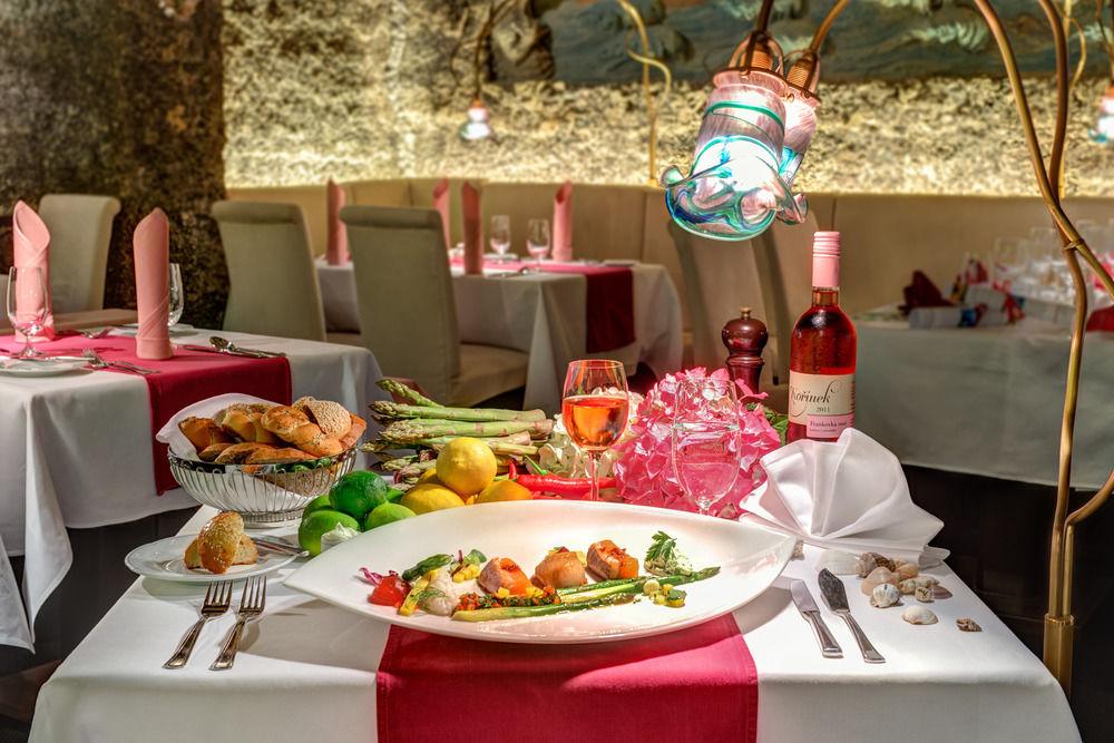 Adria Hotel Prague Ngoại thất bức ảnh
