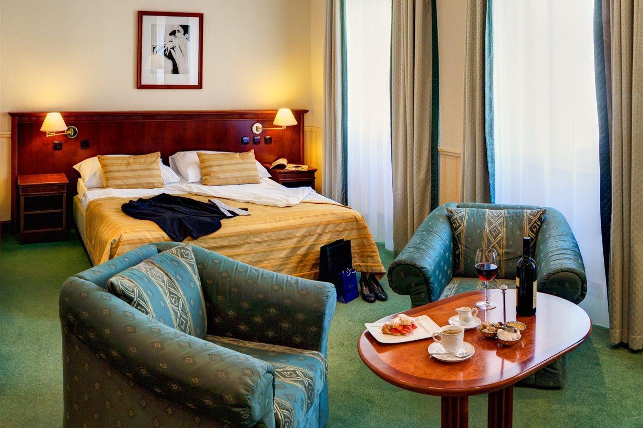 Adria Hotel Prague Ngoại thất bức ảnh