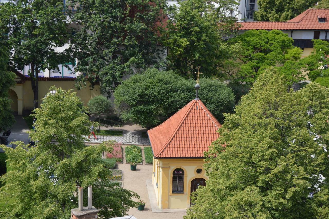 Adria Hotel Prague Ngoại thất bức ảnh